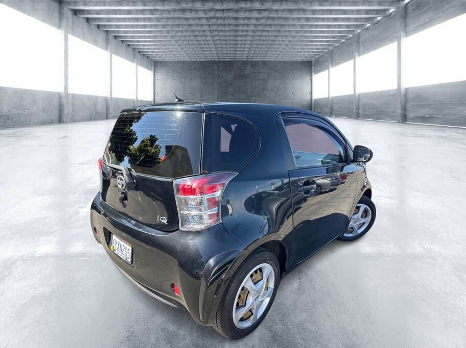 Used 2013 Scion iQ image 5