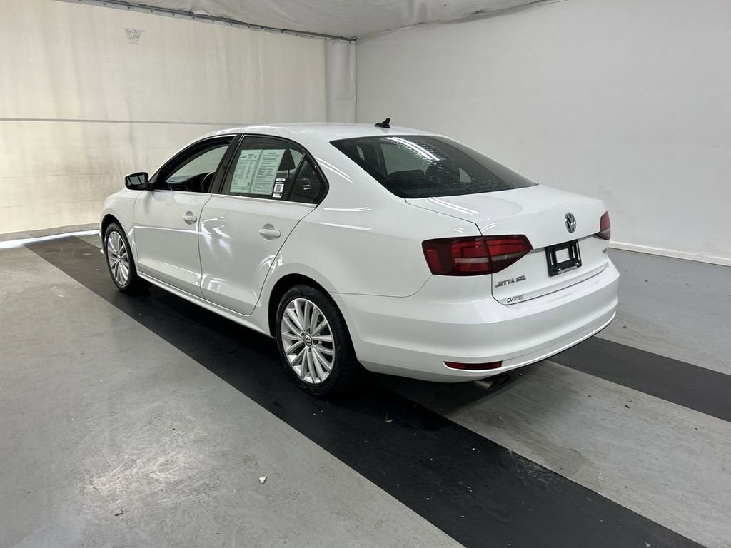 Used 2016 Volkswagen Jetta SEL w/ Lighting Package FWD image 7