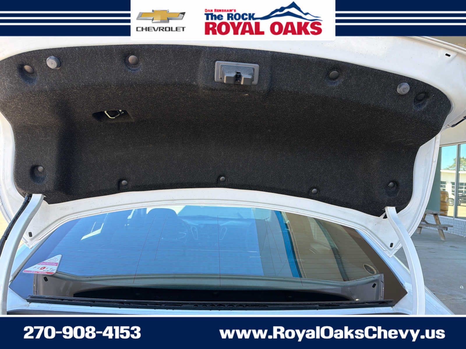 Used 2025 Chevrolet Malibu LT FWD image 8
