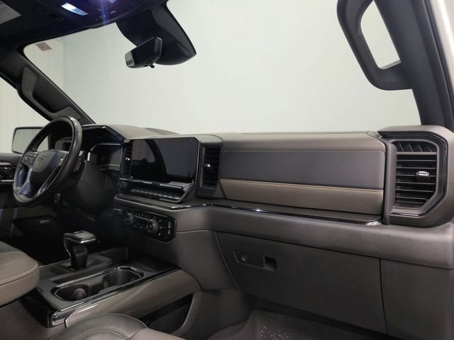 Used 2023 Chevrolet Silverado 1500 ZR2 w/ Technology Package AWD/4WD image 29