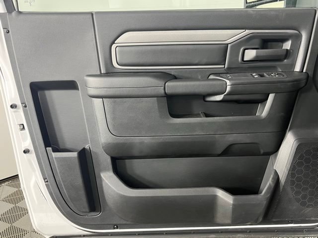 New 2026 RAM 3500 Tradesman AWD/4WD image 21