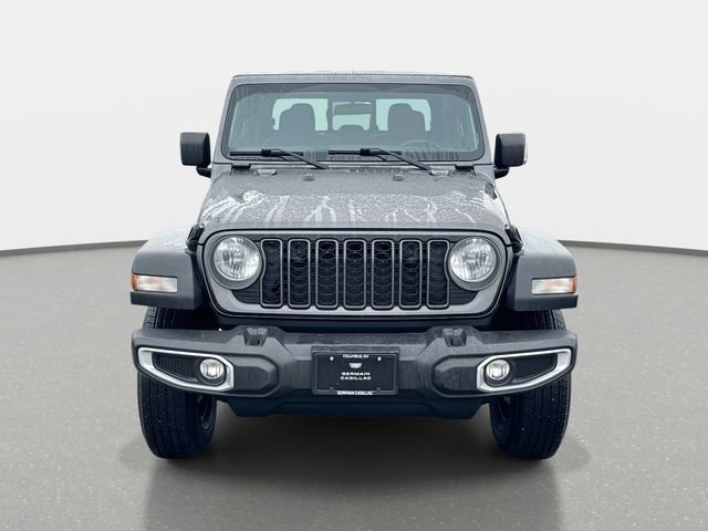 Used 2024 Jeep Gladiator Sport image 7