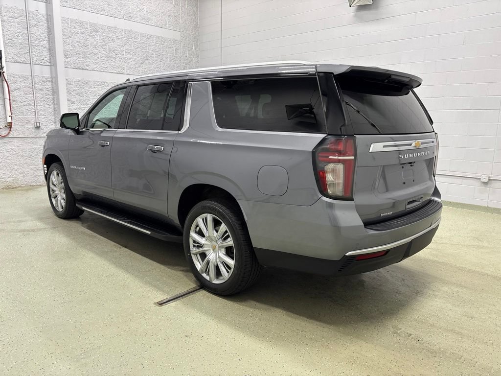 Used 2021 Chevrolet Suburban High Country AWD/4WD image 6