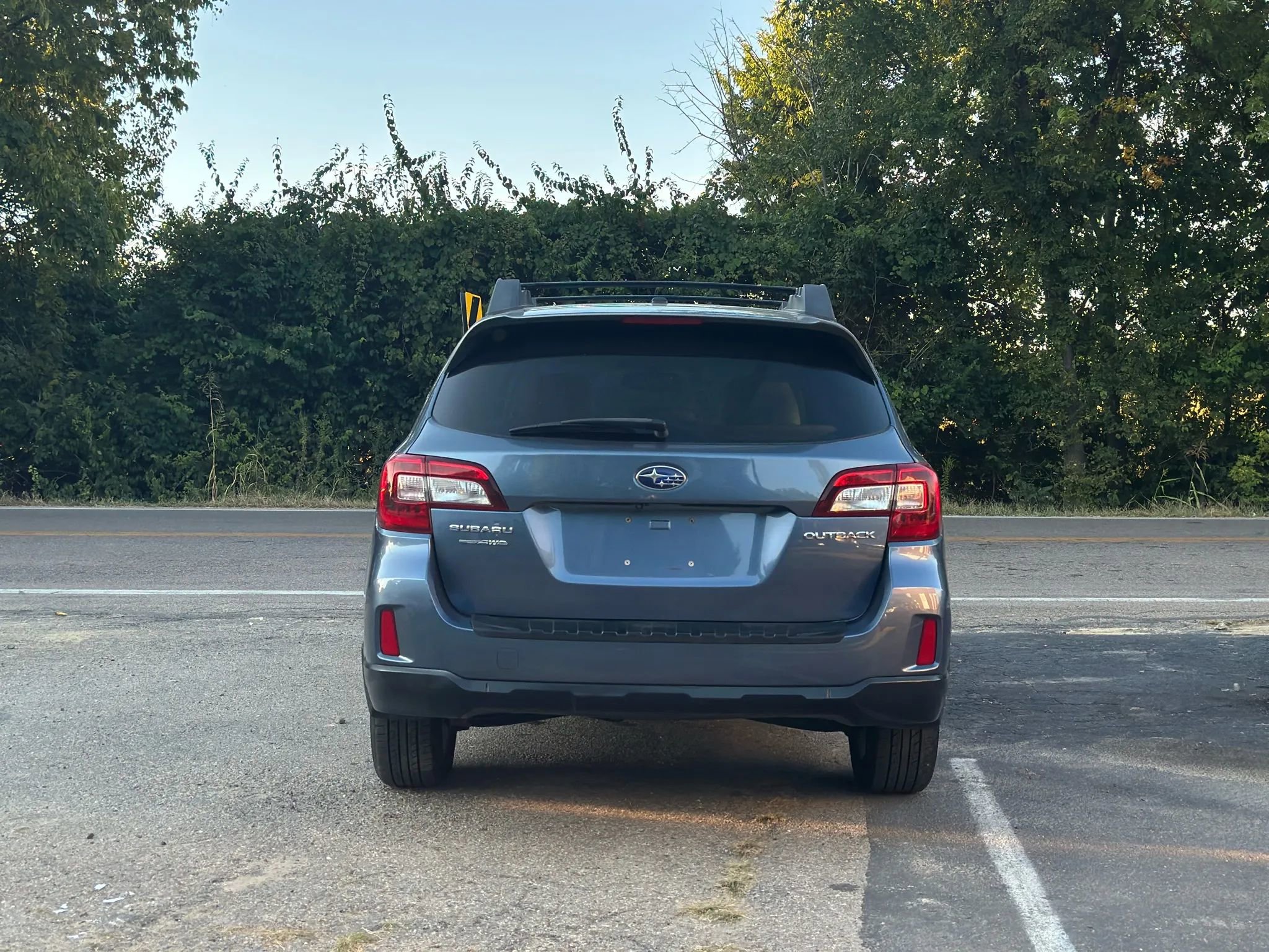 Used 2015 Subaru Outback 2.5i Limited image 3