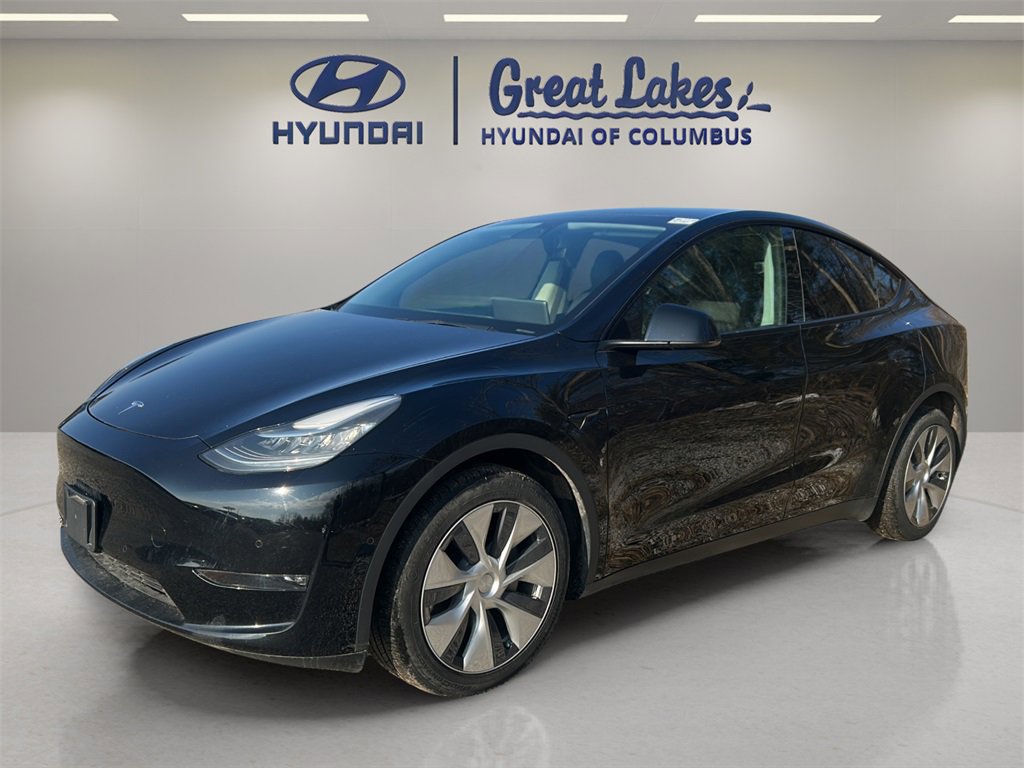 Used 2021 Tesla Model Y Long Range image 1