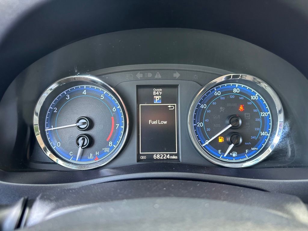 Used 2019 Toyota Corolla SE FWD image 16