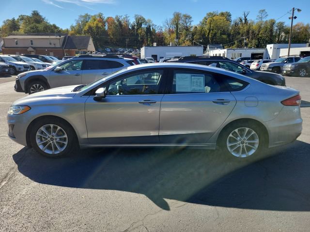 Used 2020 Ford Fusion SE image 4