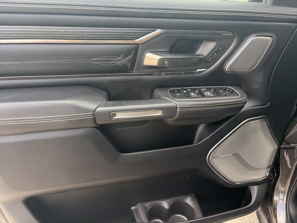 Used 2021 RAM 1500 Limited AWD/4WD image 17