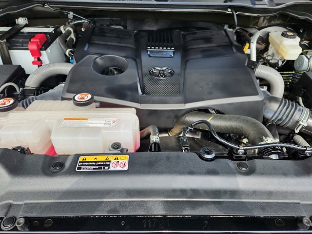 Used 2024 Toyota Tundra SR w/ SR Tow Package AWD/4WD image 30