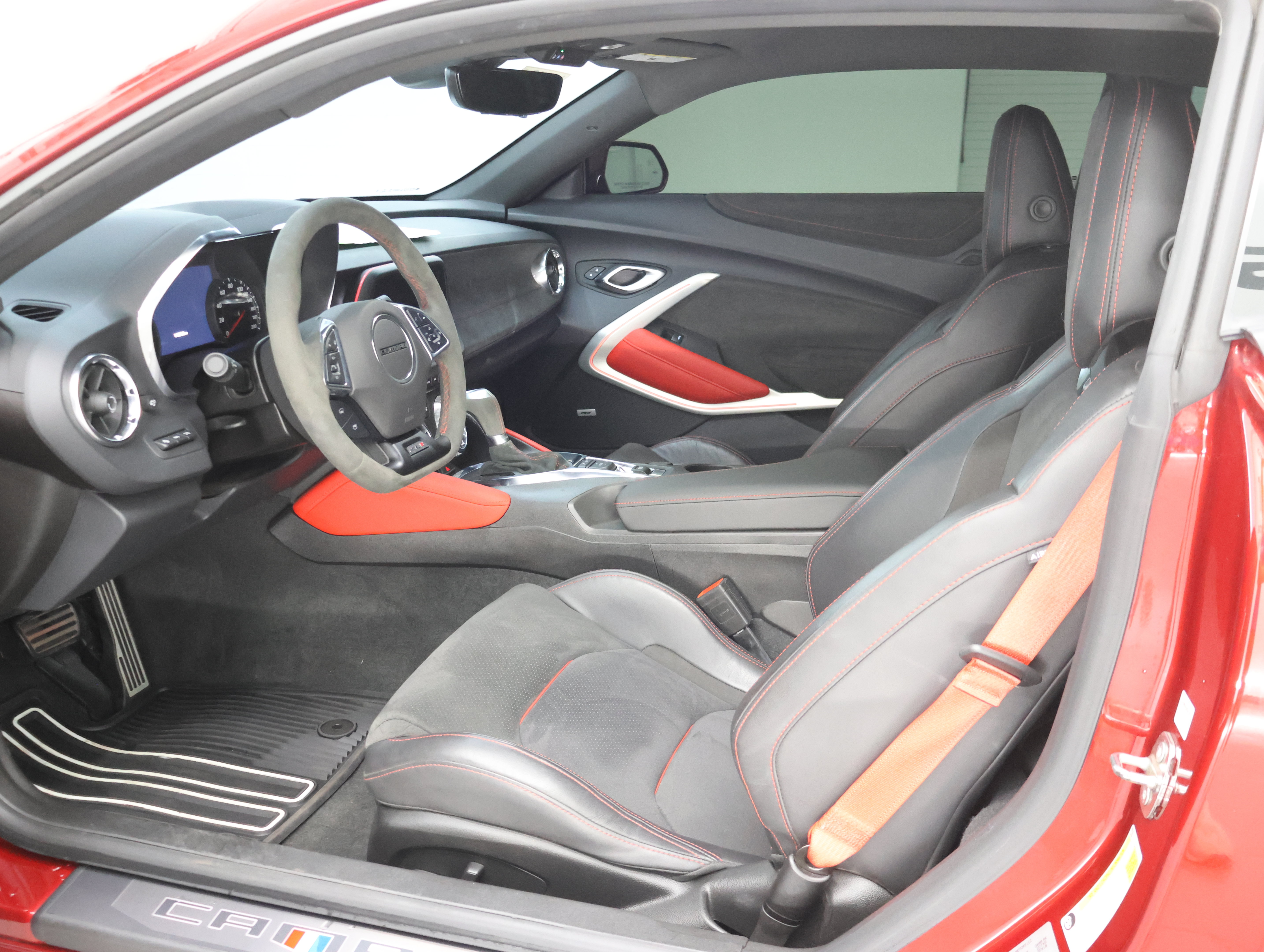 Used 2023 Chevrolet Camaro ZL1 RWD image 8
