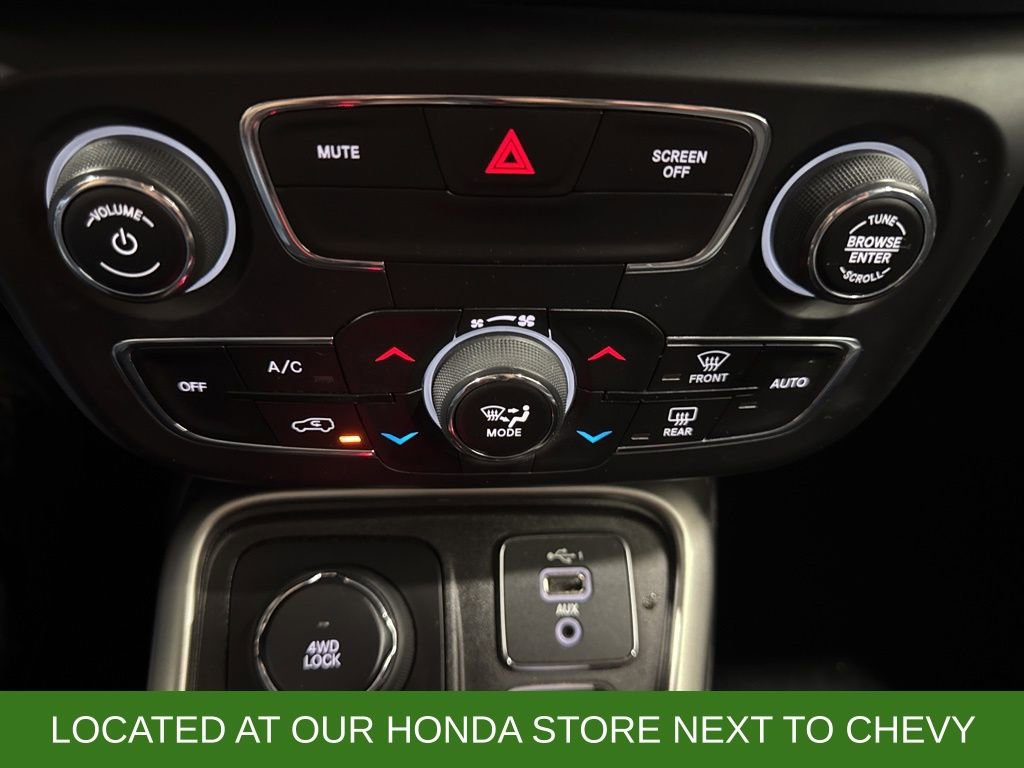 Used 2020 Jeep Compass Latitude image 24