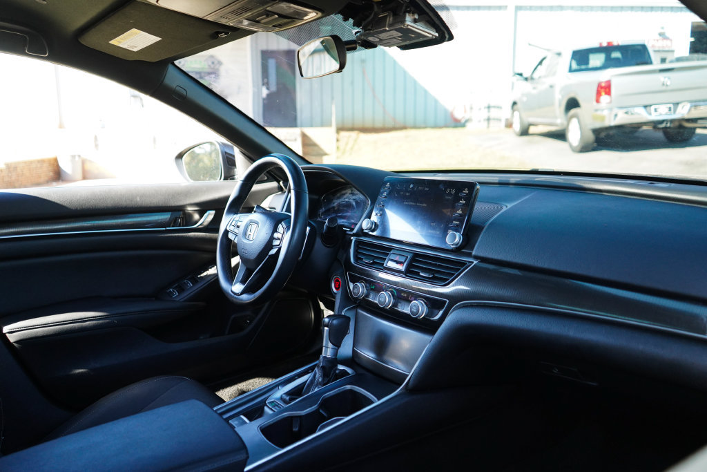 Used 2019 Honda Accord Sport image 14