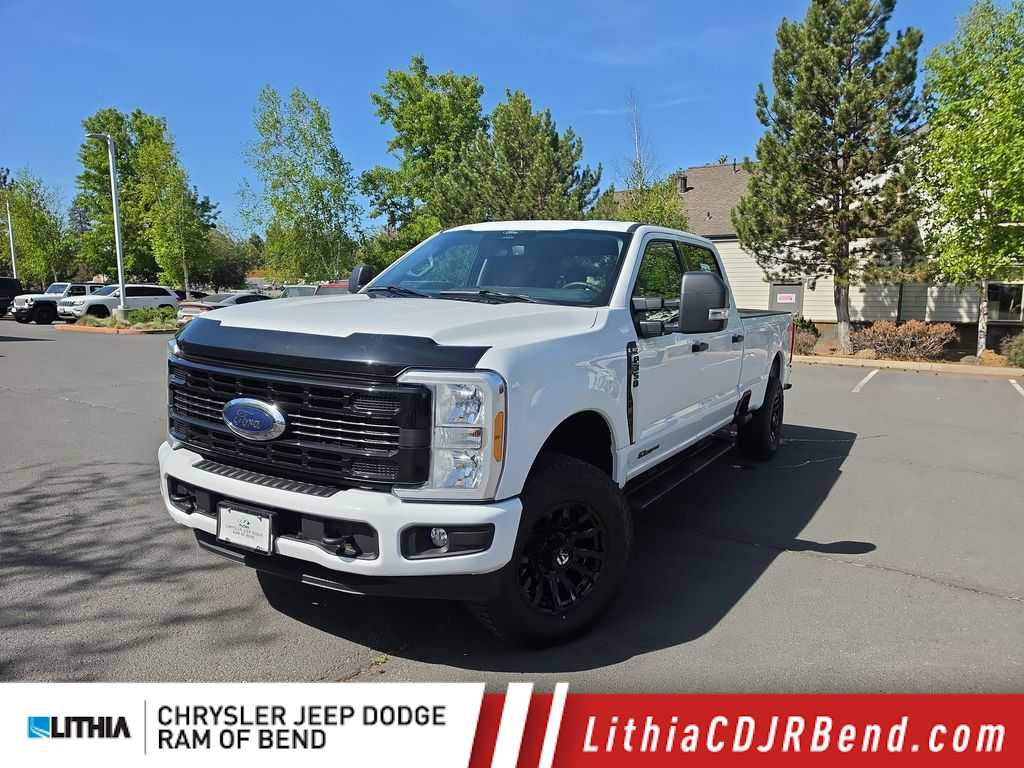 Used 2023 Ford F350 XLT AWD/4WD image 1