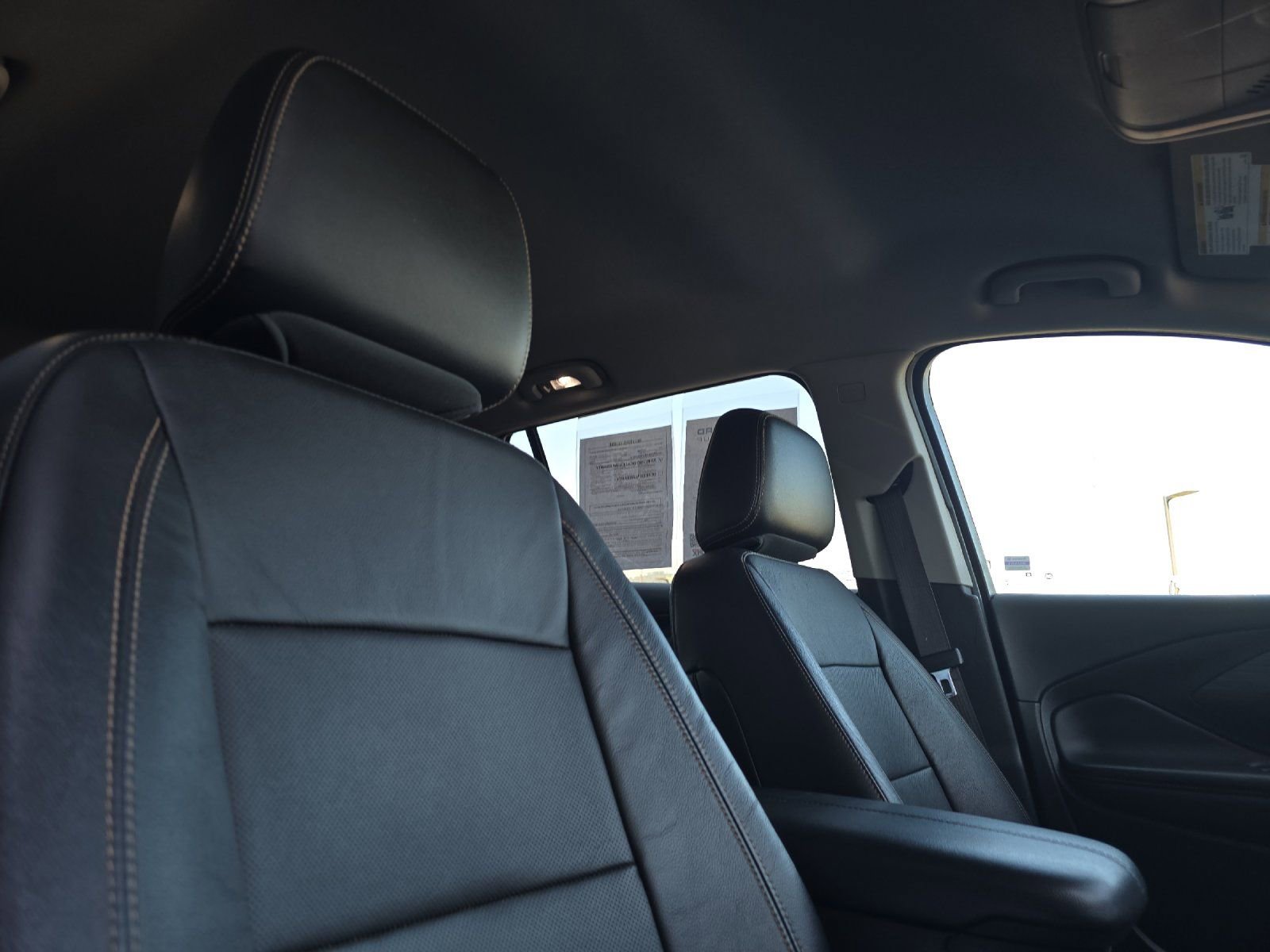 Used 2020 GMC Terrain SLT AWD/4WD image 18
