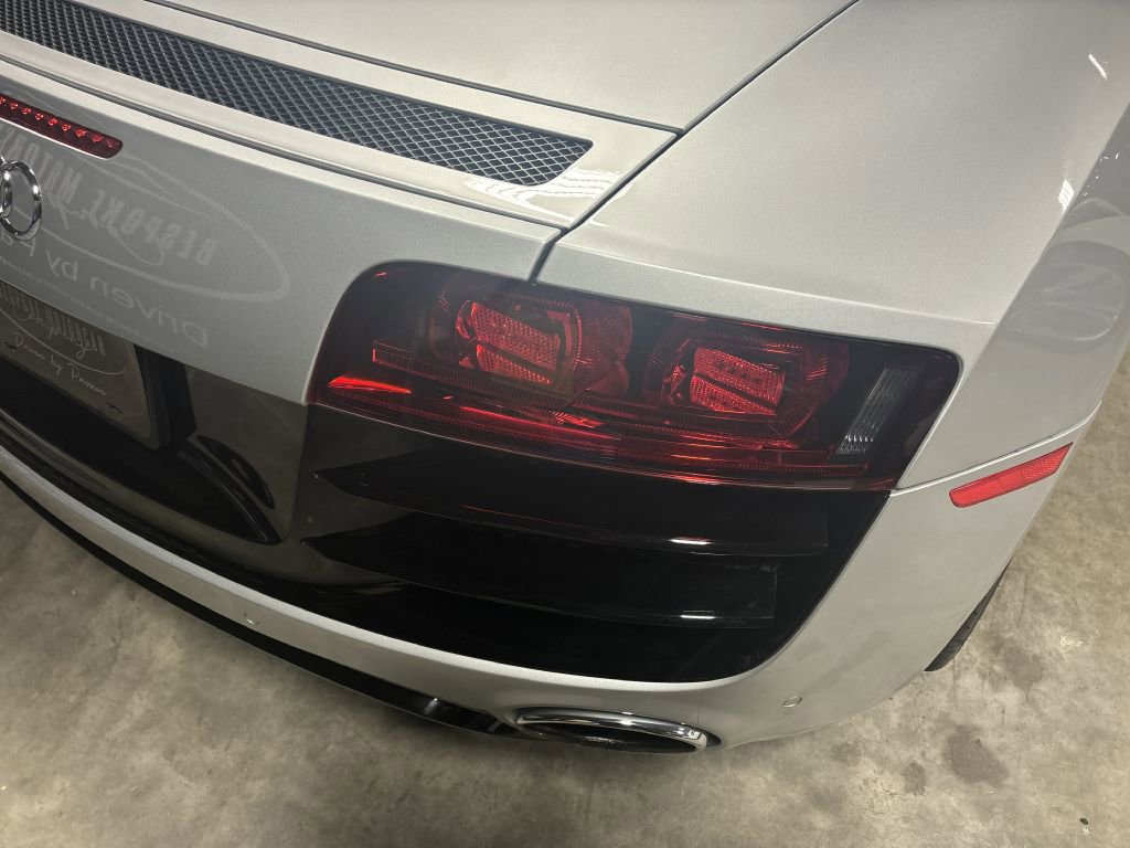 Used 2011 Audi R8 V10 image 34
