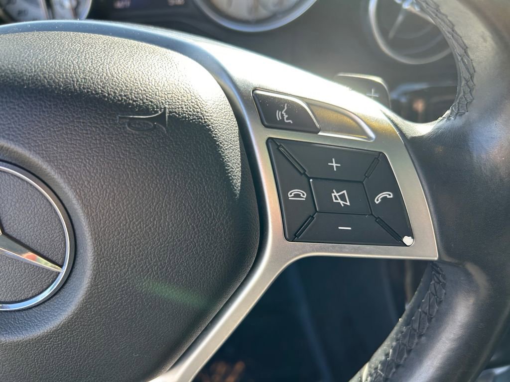 Used 2016 Mercedes-Benz SLK 350 image 18