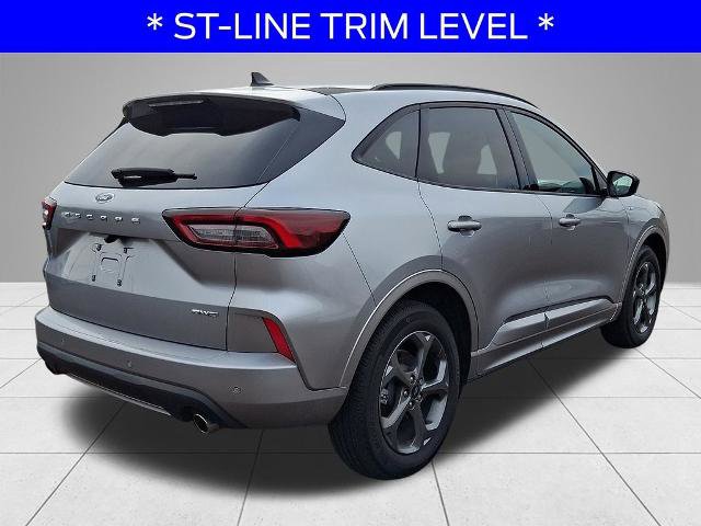 Certified 2023 Ford Escape ST-Line w/ Tech Pack #1 AWD/4WD image 4