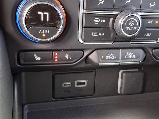 Used 2023 Chevrolet Suburban Z71 w/ Luxury Package image 27