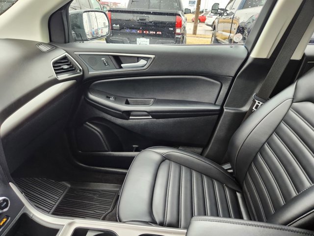 Certified 2024 Ford Edge SEL w/ Convenience Package AWD/4WD image 15