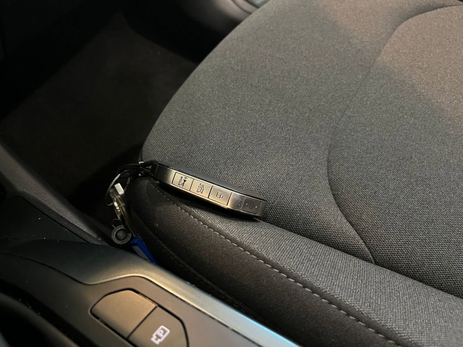 Used 2025 Kia K4 FWD image 21