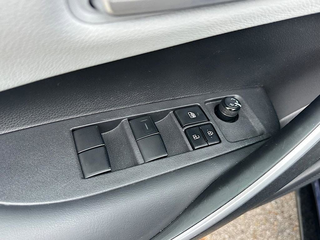 Certified 2023 Toyota Corolla SE image 16