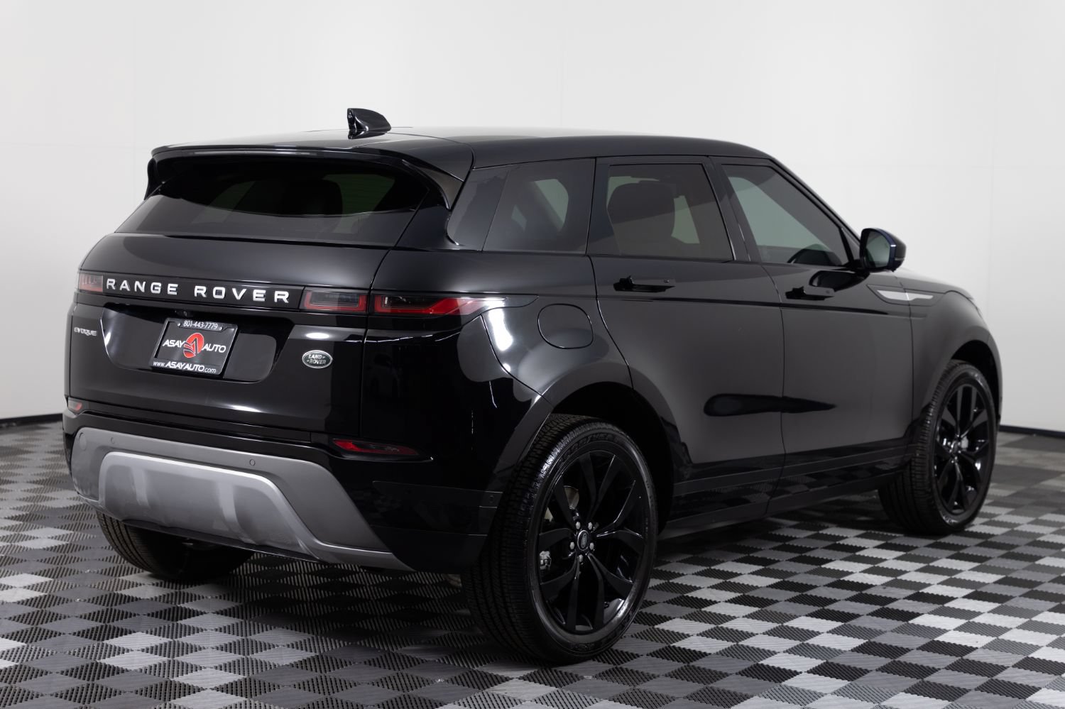 Used 2020 Land Rover Range Rover Evoque SE AWD/4WD image 7