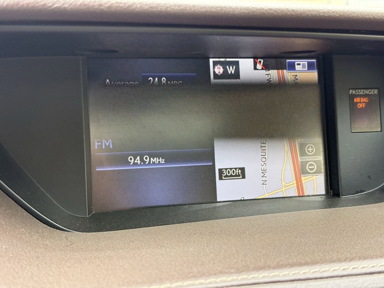 Used 2016 Lexus ES 350 w/ Luxury Package w/Wood Trim FWD image 18