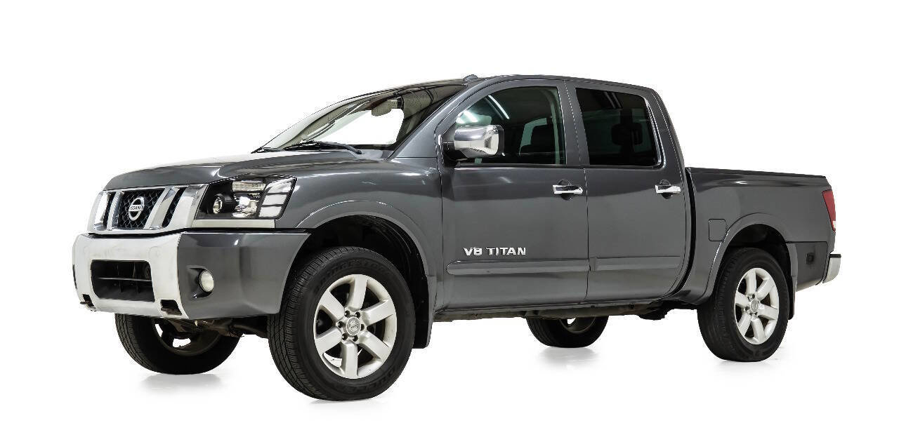 Used 2008 Nissan Titan LE AWD/4WD image 2