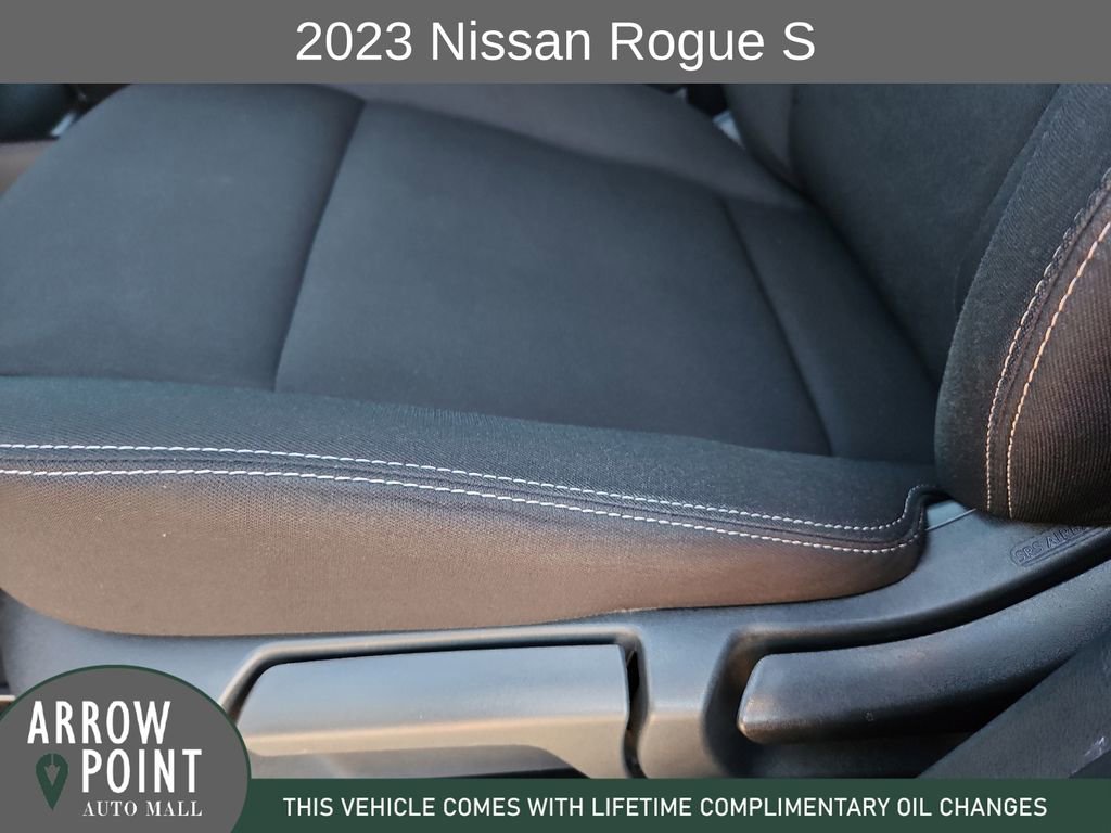 Used 2023 Nissan Rogue S image 23