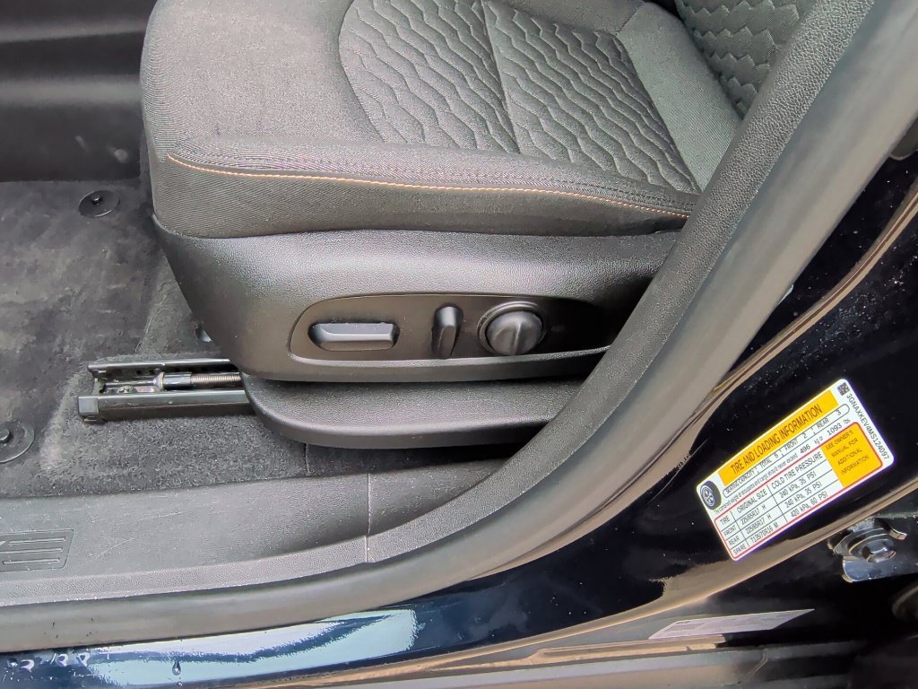Used 2021 Chevrolet Equinox LT FWD image 13