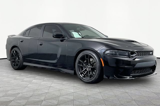 Used 2022 Dodge Charger Scat Pack w/ Daytona Edition Group RWD image 3