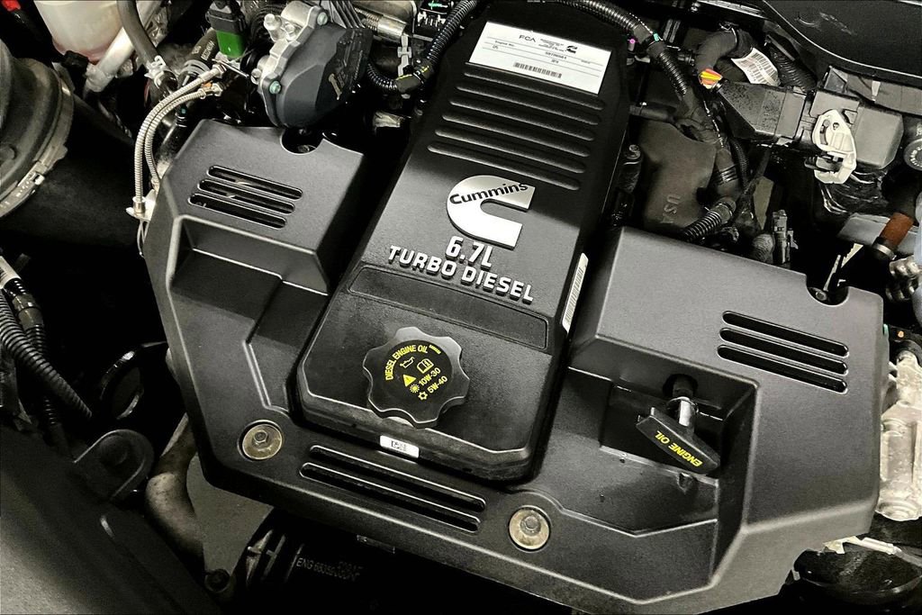 Used 2022 RAM 2500 Limited w/ Night Edition image 32