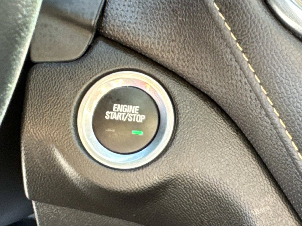 Used 2024 Chevrolet Equinox Premier FWD image 27