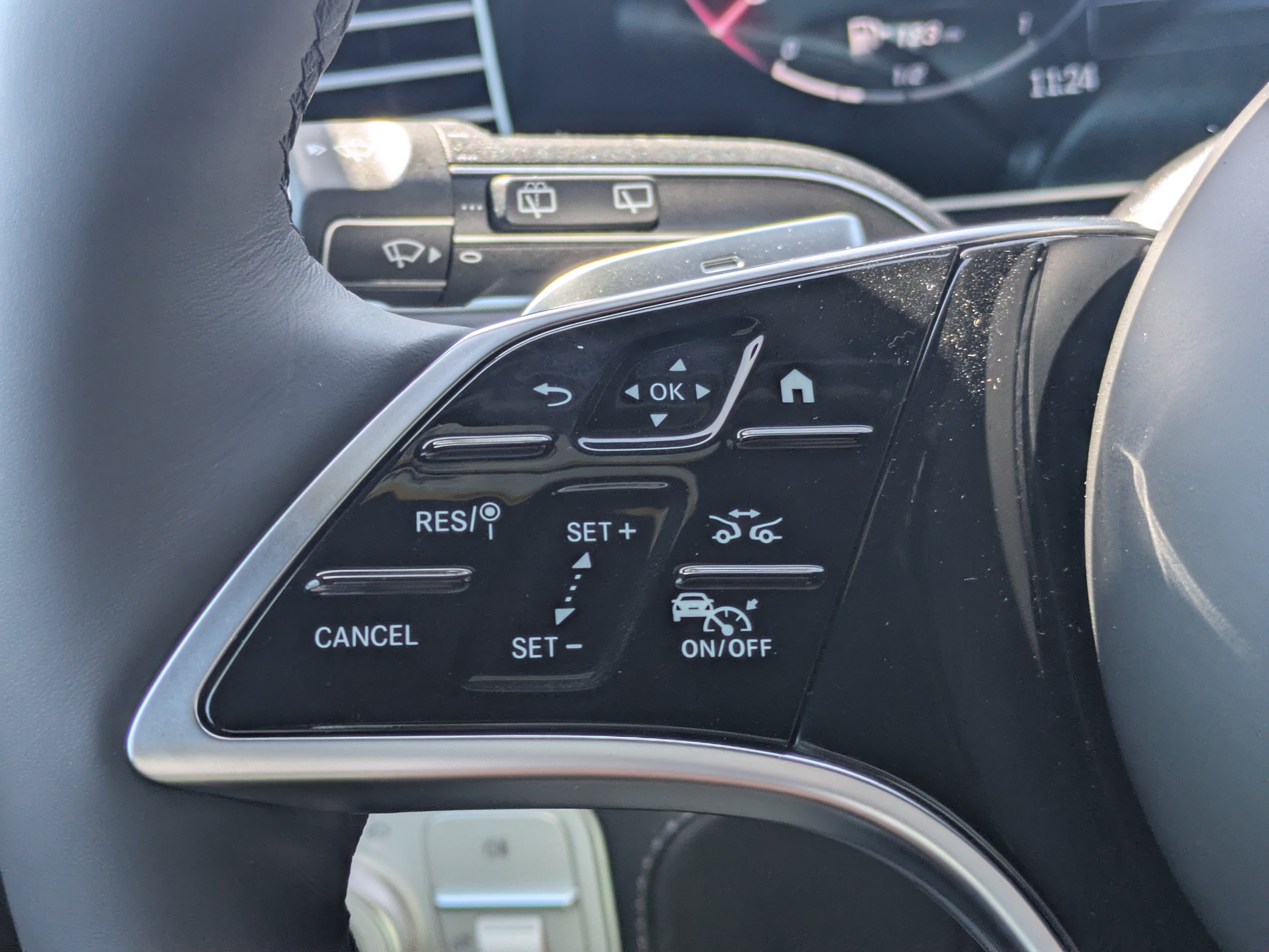 New 2026 Mercedes-Benz Maybach GLS 600 4MATIC image 23