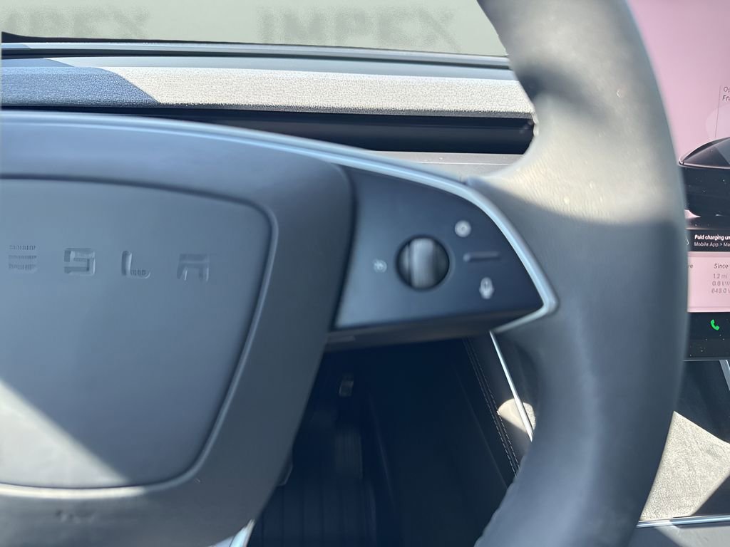 Used 2026 Tesla Model Y Long Range image 18