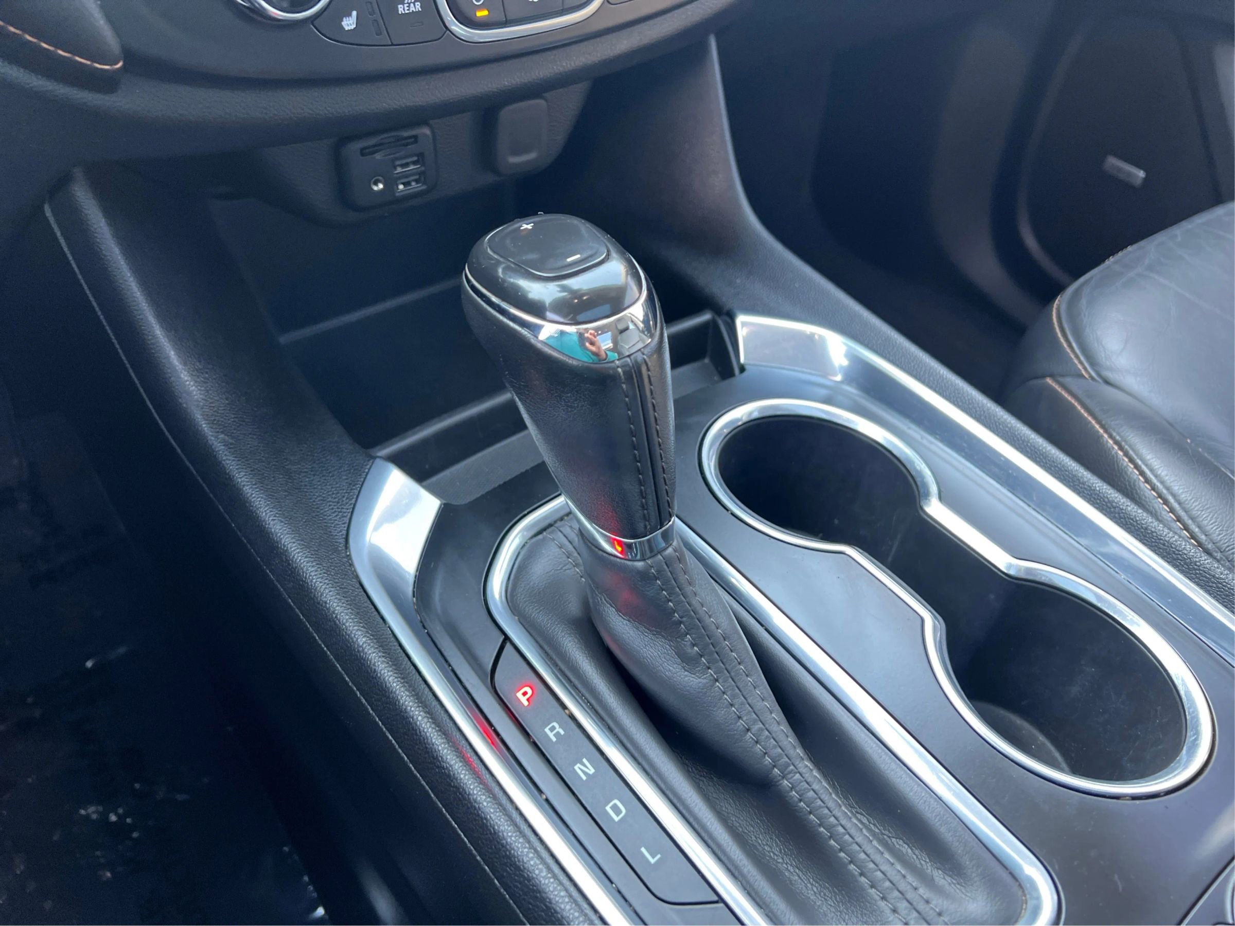 Used 2020 Chevrolet Traverse RS AWD/4WD image 38