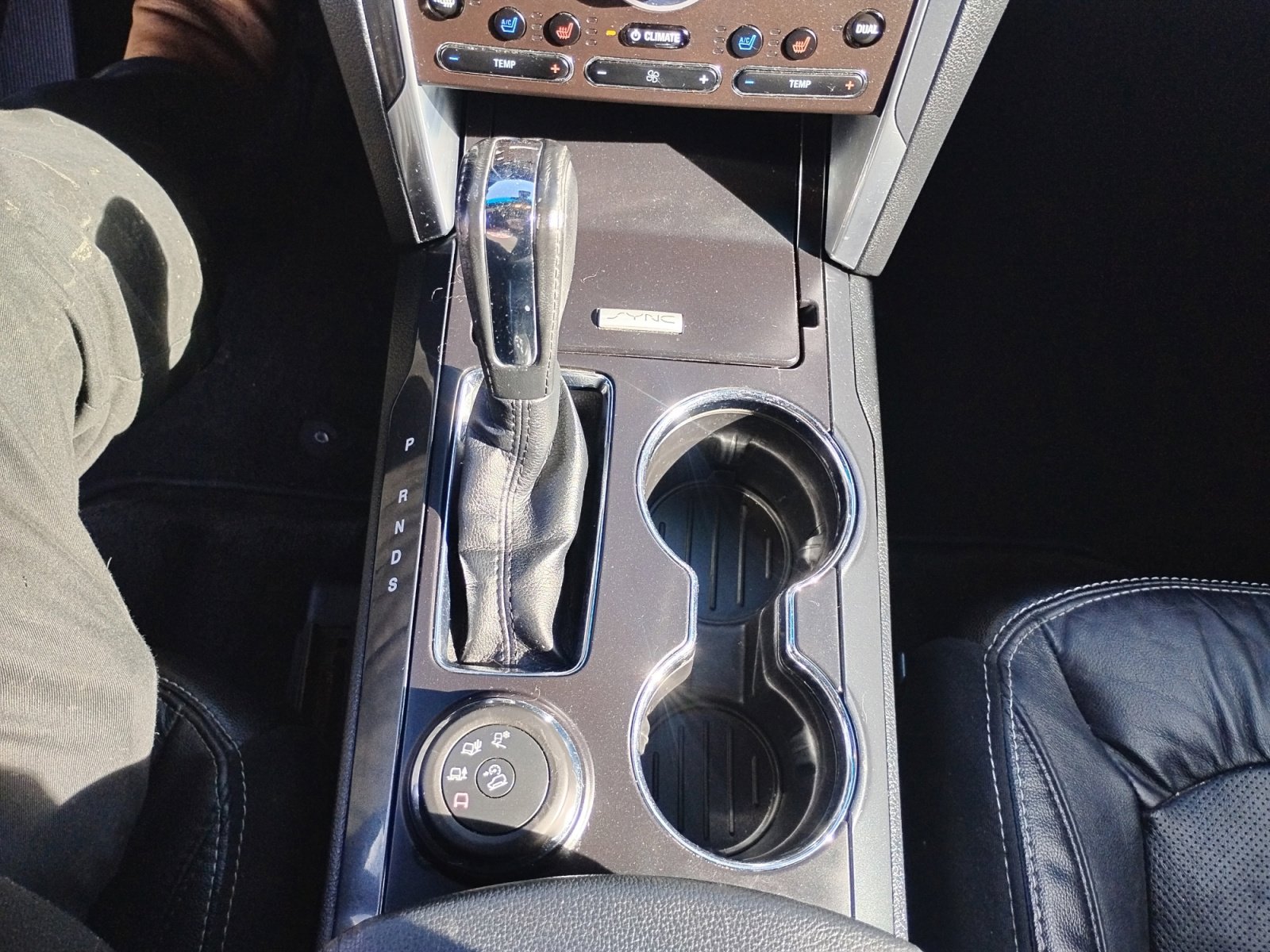 Used 2016 Ford Explorer Limited w/ Equipment Group 301A image 22