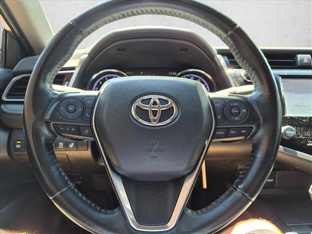 Used 2020 Toyota Camry SE w/ Moonroof Package AWD/4WD image 9