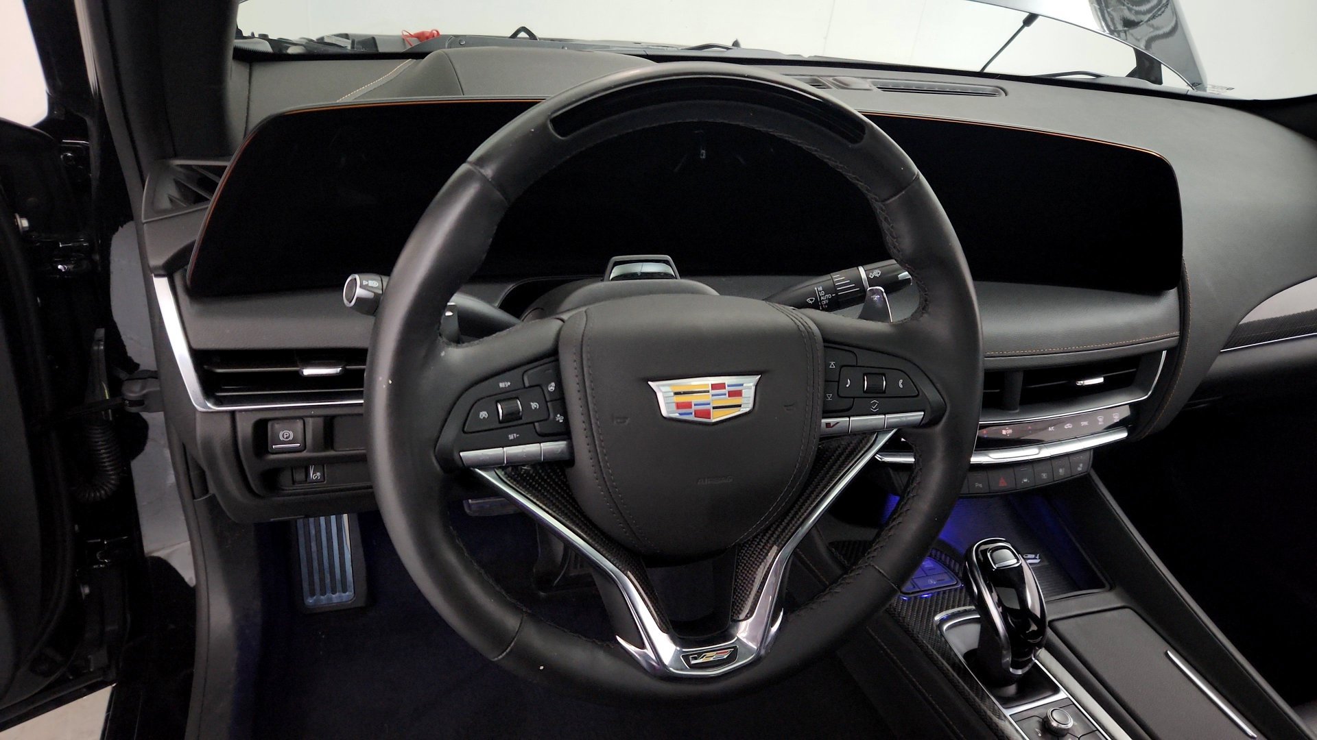 Certified 2026 Cadillac CT5 V w/ LPO, ONYX Package AWD/4WD image 18