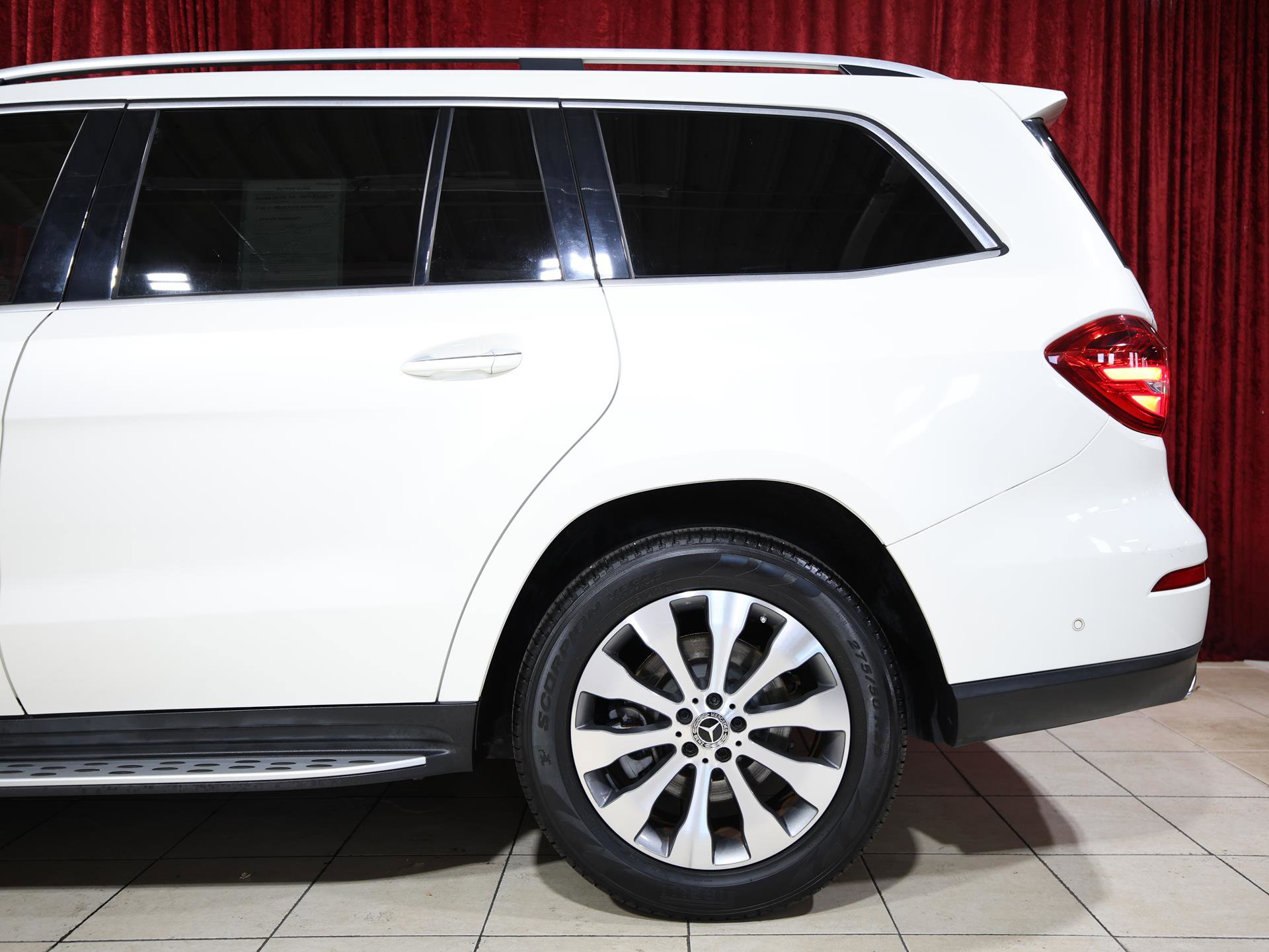 Used 2019 Mercedes-Benz GLS 450 4MATIC image 6
