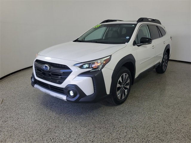 Used 2023 Subaru Outback Limited image 2