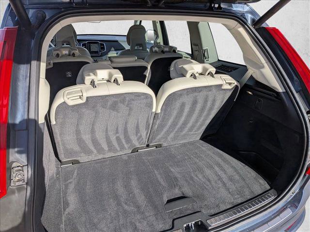 Used 2022 Volvo XC90 T5 Momentum w/ Climate Package image 20