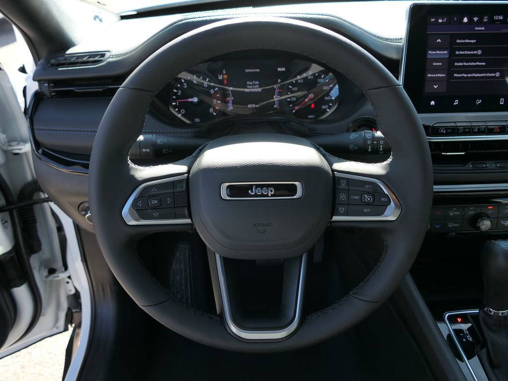 Used 2025 Jeep Compass Latitude w/ Convenience Group image 15