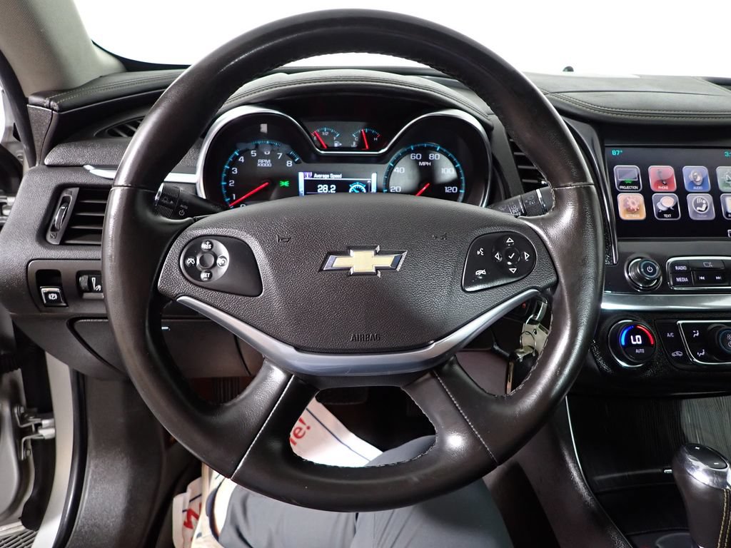 Used 2016 Chevrolet Impala LT FWD image 22