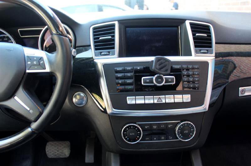 Used 2013 Mercedes-Benz ML 350 BlueTEC 4MATIC image 17