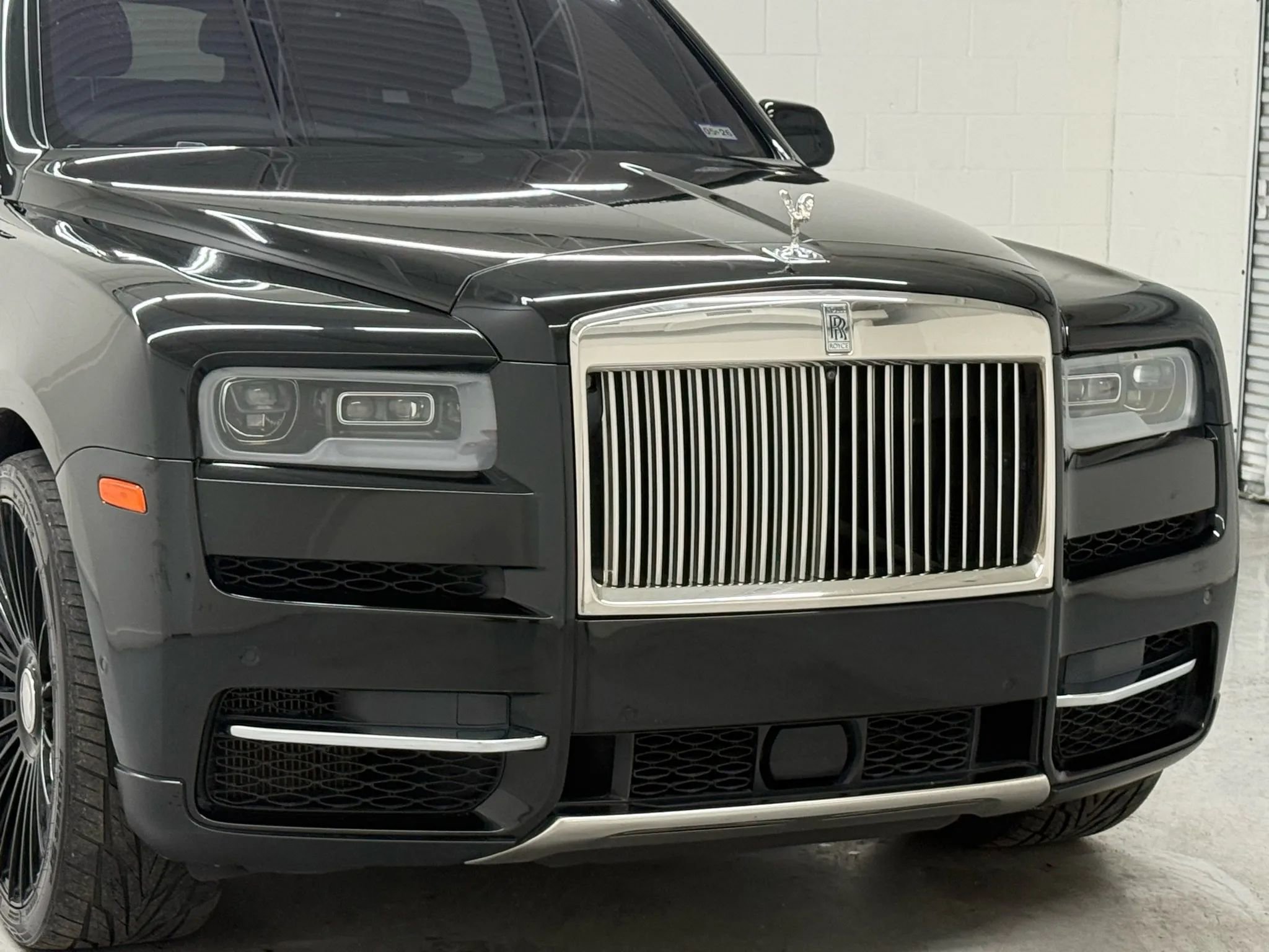 Used 2019 Rolls-Royce Cullinan image 41
