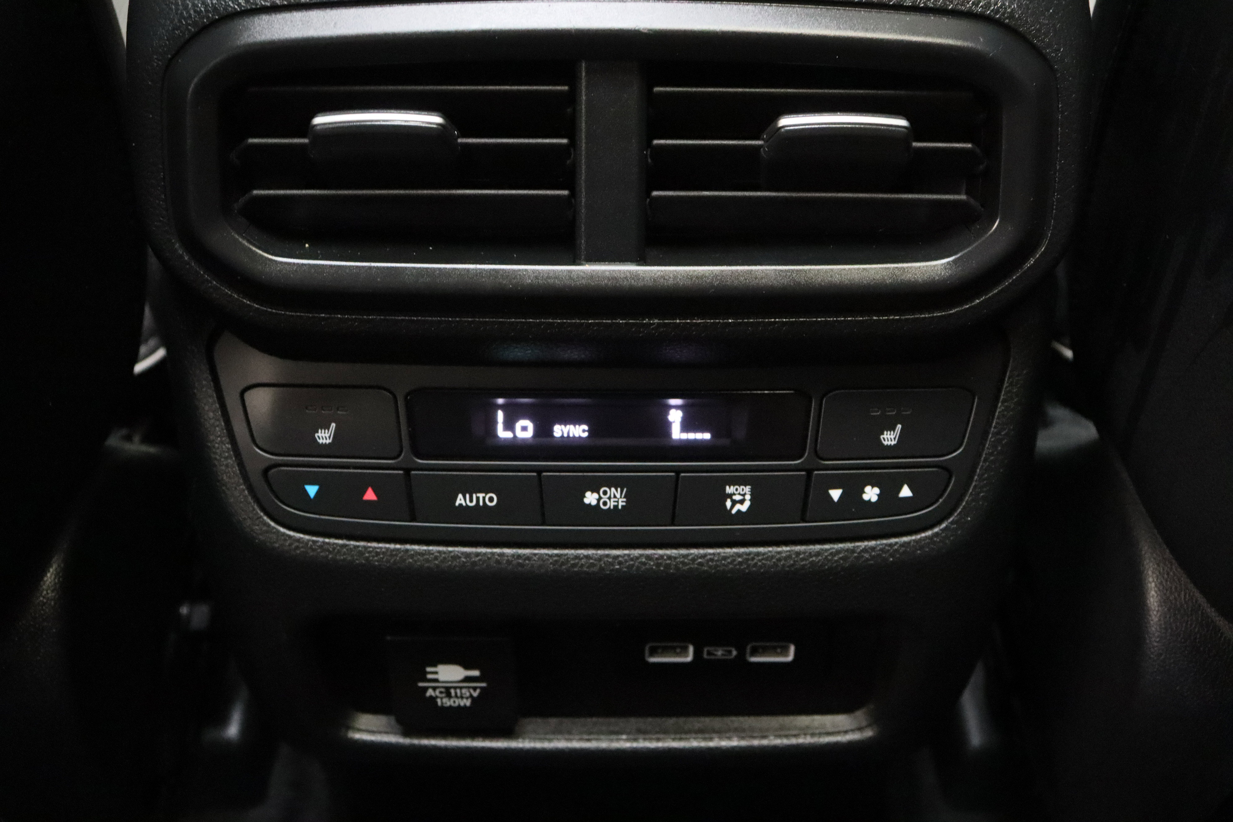 Used 2023 Honda Pilot Elite image 31