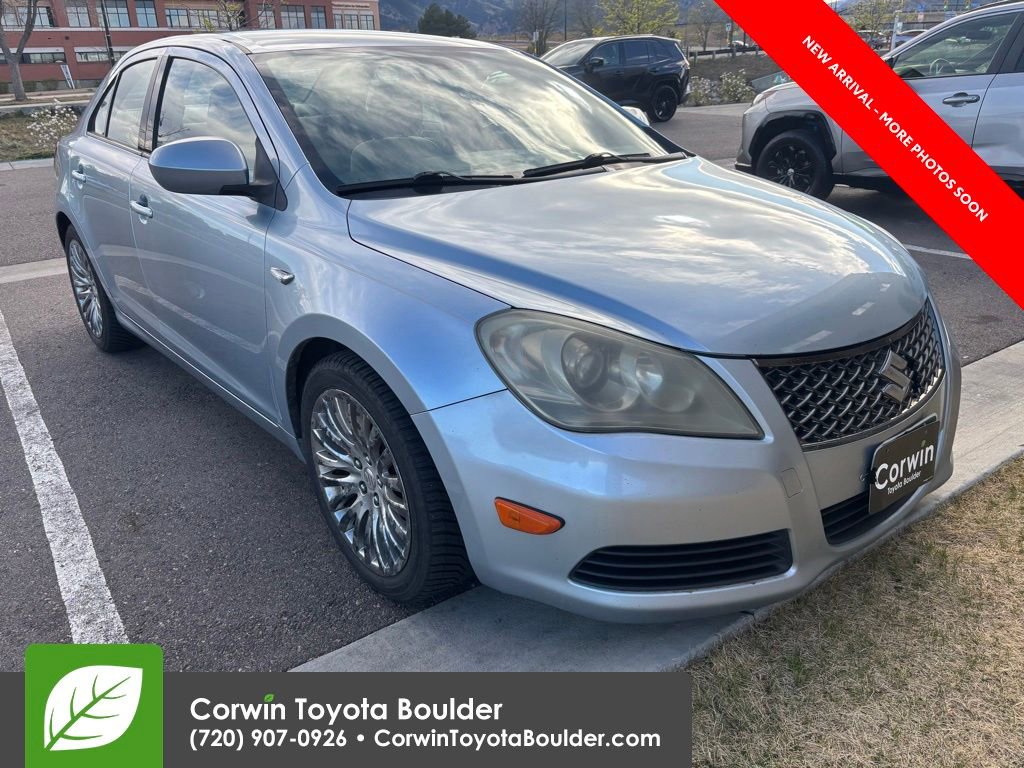 Used 2011 Suzuki Kizashi SE image 1
