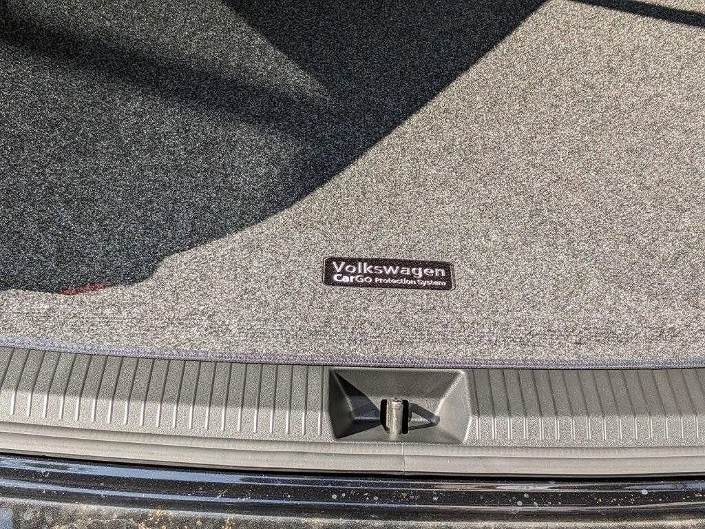 New 2026 Volkswagen Tiguan SE image 28