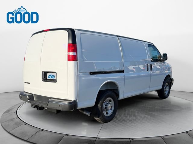 New 2025 Chevrolet Express 3500 w/ Driver Convenience Package image 5